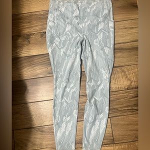 Women’s Lululemon leggings